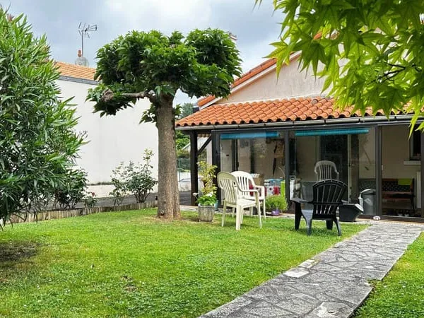 Maison de plain-pied 6 pièces 110 m²