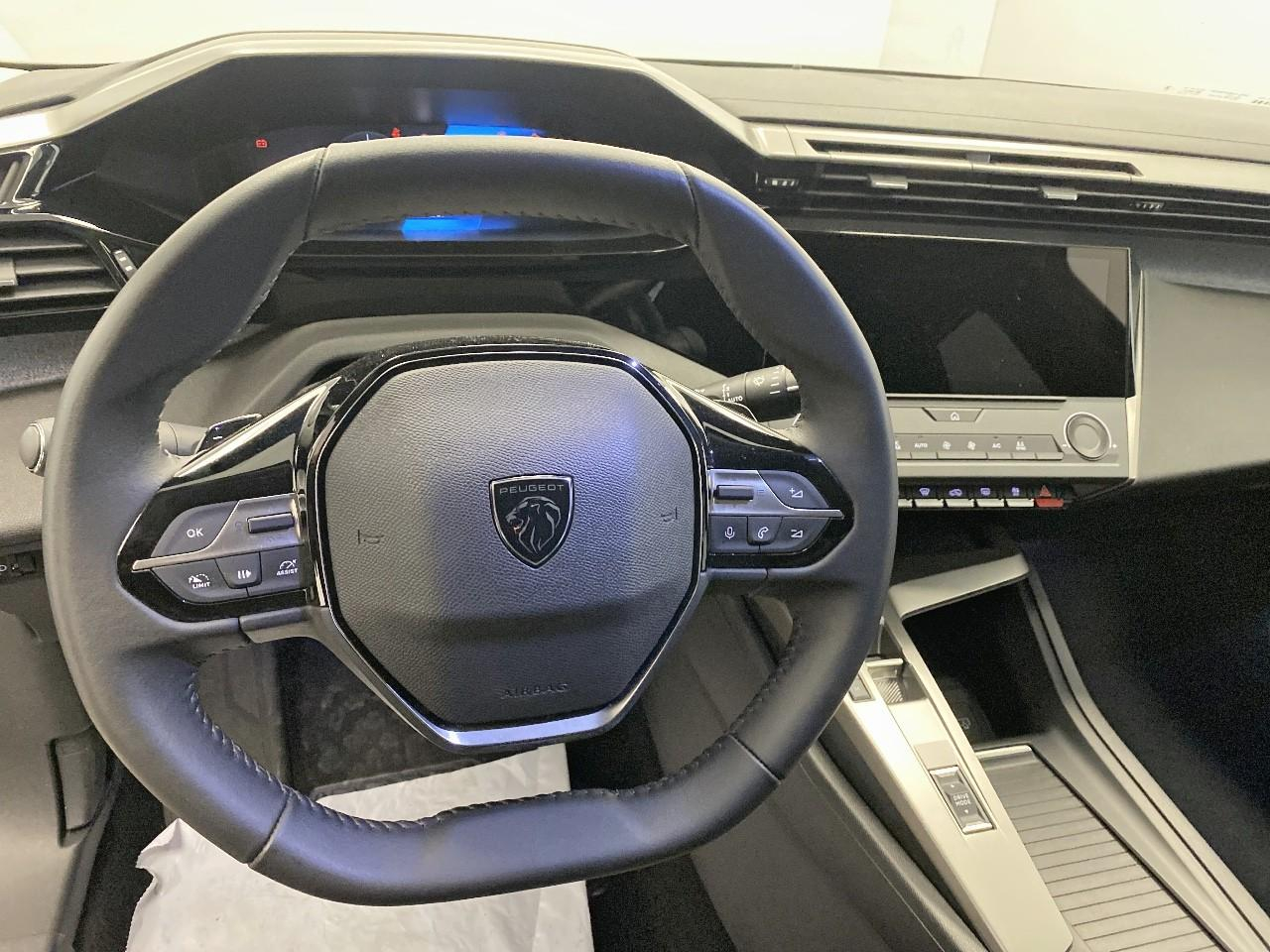 Peugeot 308 sw bluehdi 130ch s&s eat8 allure — photo 12