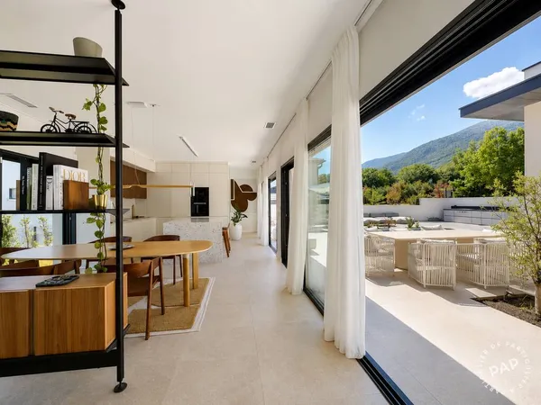 Maison 5 pièces 150 m²
