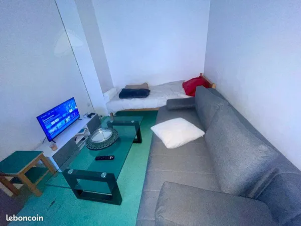 Location (2 mois) studio 27m2 94/Paris 13