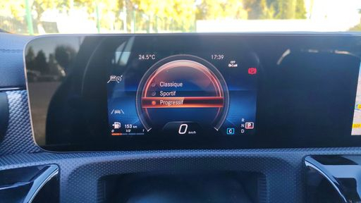 Mercedes Classe CLA Shooting Brake 200 163 7G-DCT - Progressive Line – 2023 – 122578 km – Essence – Boîte Automatique — photo 26