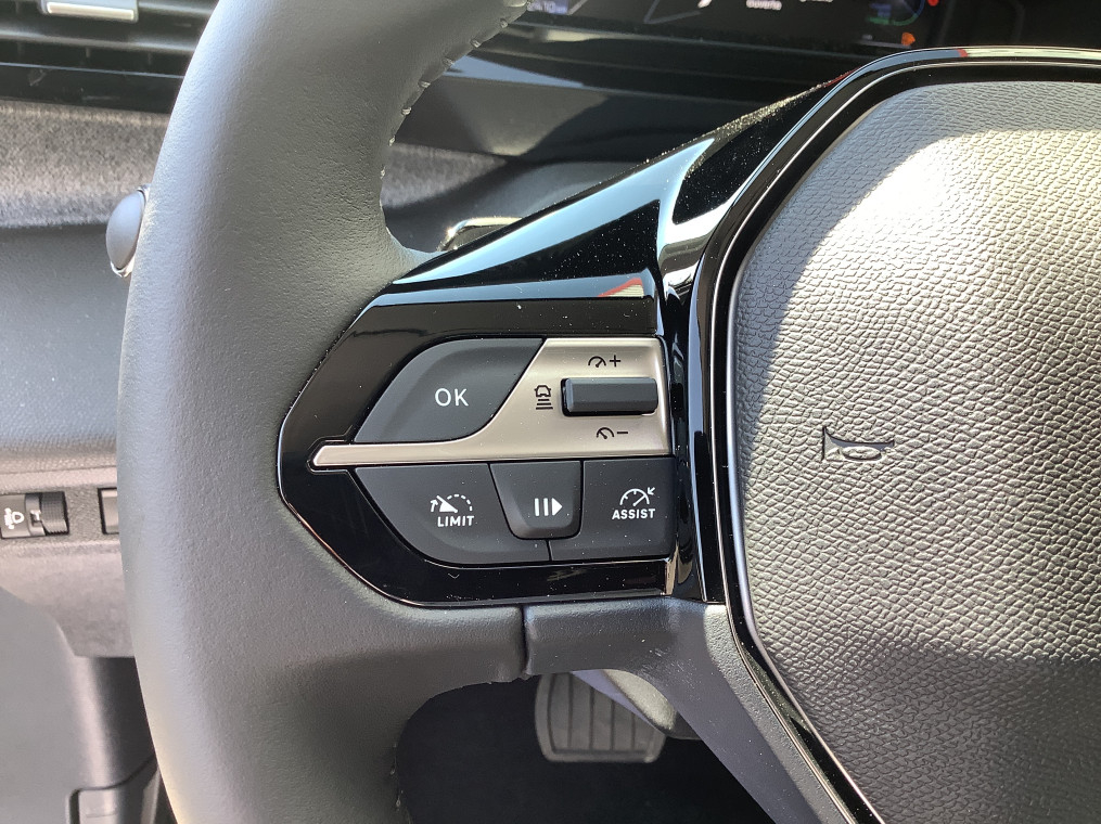 Peugeot 308 SW — photo 23