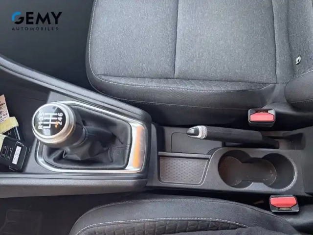 Renault Captur tce 90 — photo 27