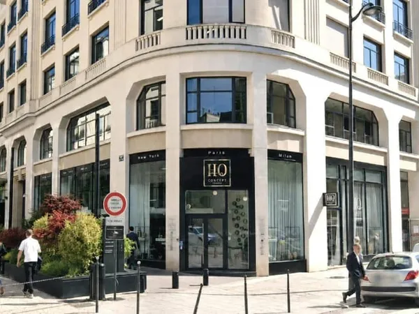 Local commercial 302 m²