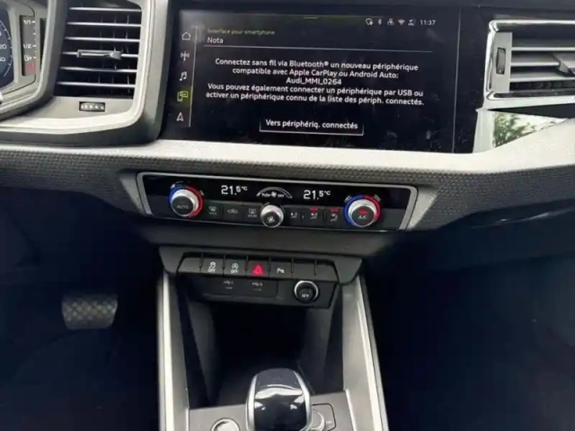 Audi A1 25 tfsi 95 ch s tronic 7 design — photo 10