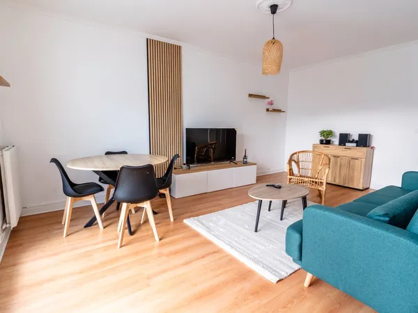 Loue appartement 85m² Saint-Herblain : confort et praticité à deux pas de Nantes