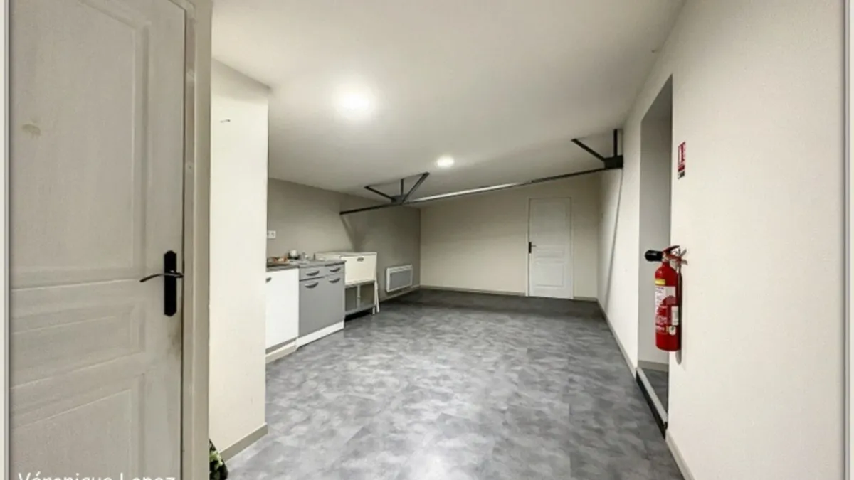 Photo 21