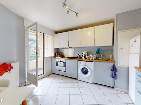 Chambre 5 pièces 89 m²