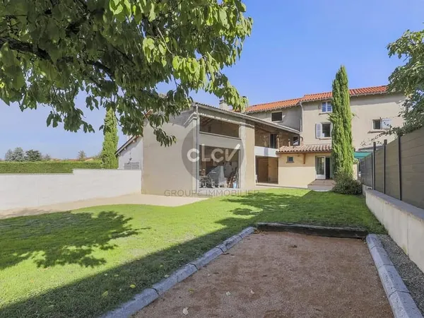 MAISON DE VILLAGE SUR MONTANAY