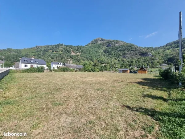 Terrain 1 316 m² Ger