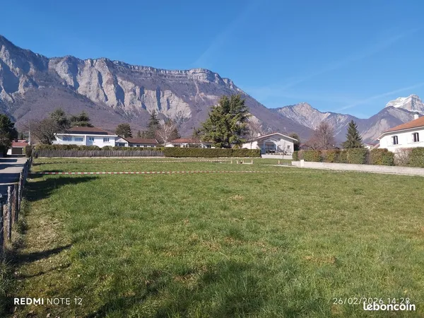 Lot terrain constructible St Ismier