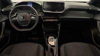 Peugeot 2008 1.2 Hybrid 145ch Style e-DCS6 — photo 11
