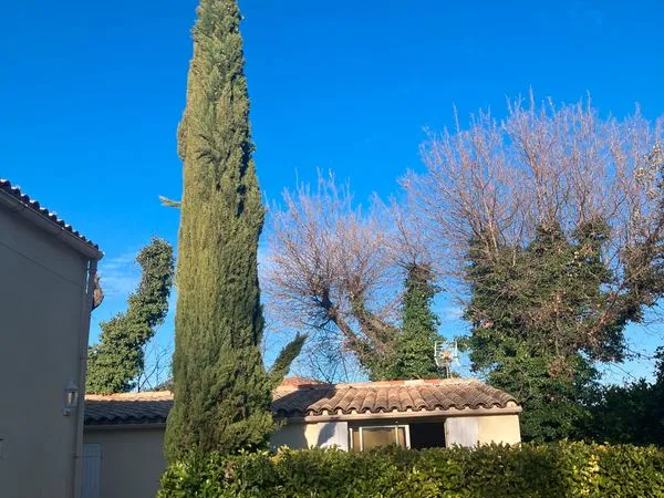 MAISONNETTE-STUDIO à LOUER AIX EN PROVENCE