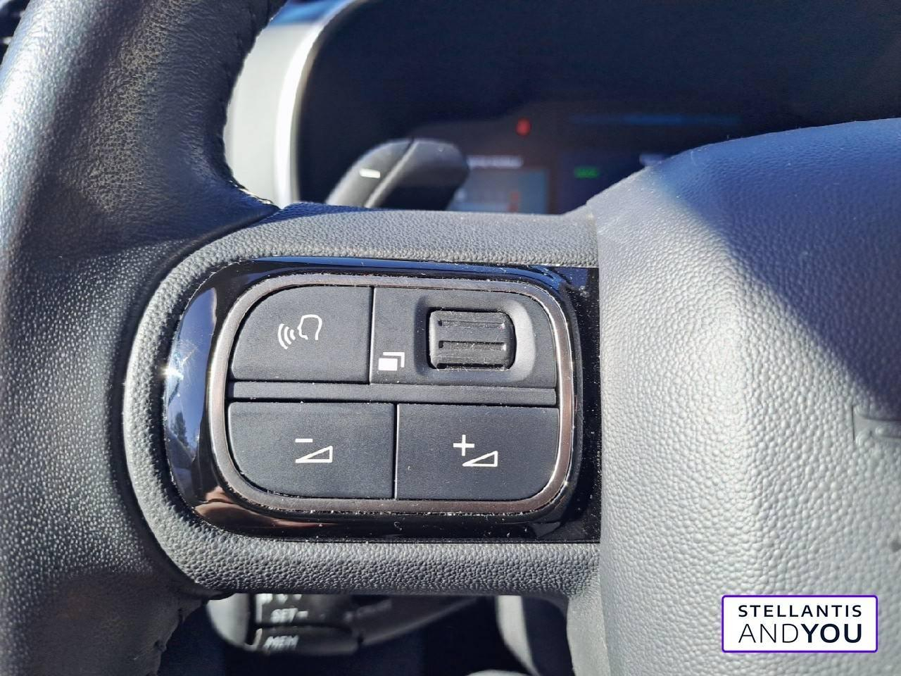 Citroën C5 Aircross hybride rechargeable 225 e-eat8 c-series — photo 13