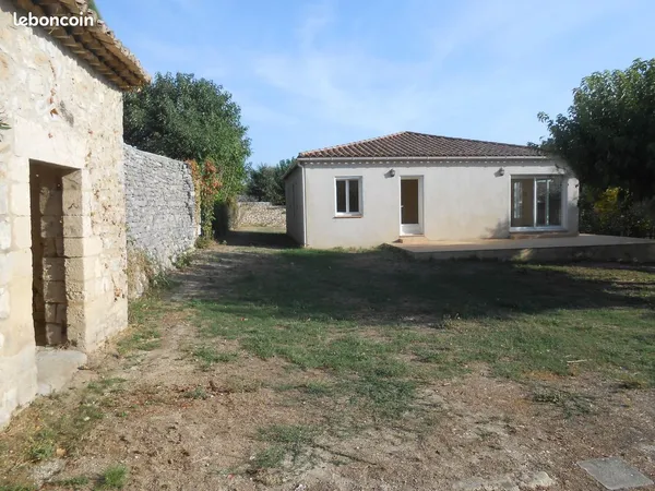À seulement 5 km d'Uzès, Maison de plain-pied de 101m² dans un charmant hameau
