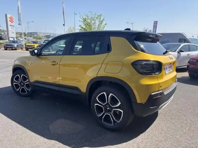 Jeep Avenger electrique 156ch 115kw summit — photo 20