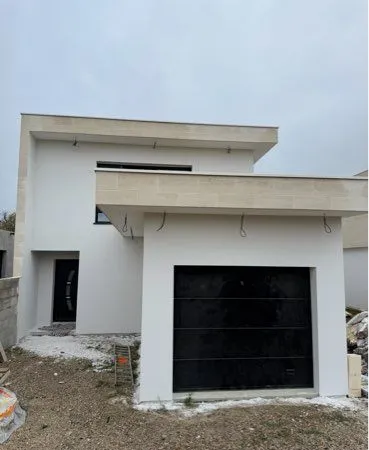 Location maison neuve 125 M2