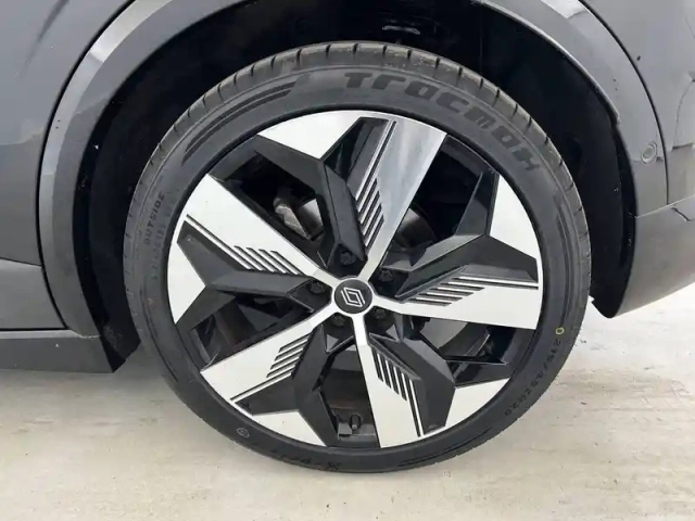Renault Megane e-tech ev60 220 ch super charge — photo 20