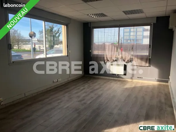 LOCAL D'ACTIVITE 225 m² ROCHETOIRIN
