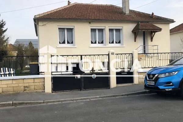 Maison Location Laon 4p 75m² 805€