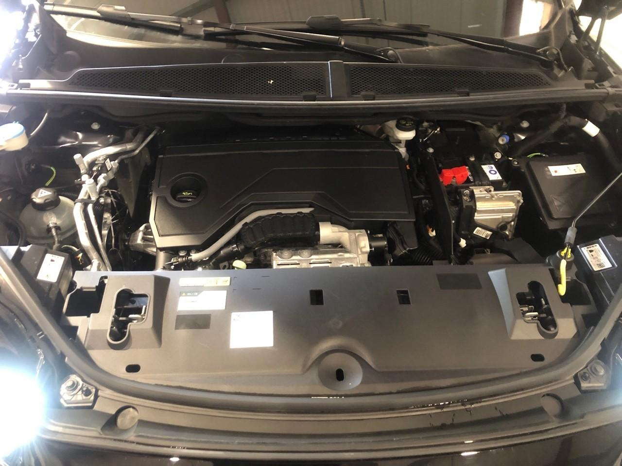 Peugeot 5008 hybrid 145 ch e-dcs6 gt — photo 14