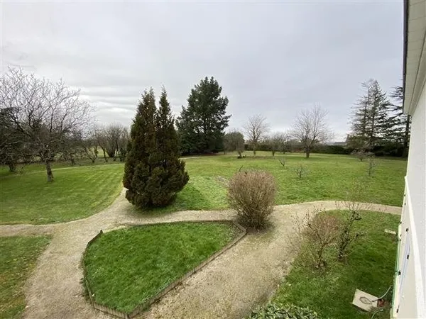 Maison 14 pièces 205 m²