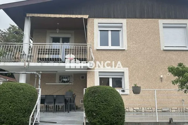 Maison 7 pièces 180 m²