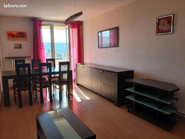 Appartement - 4 pièces - 69 m² - 3/4 étage