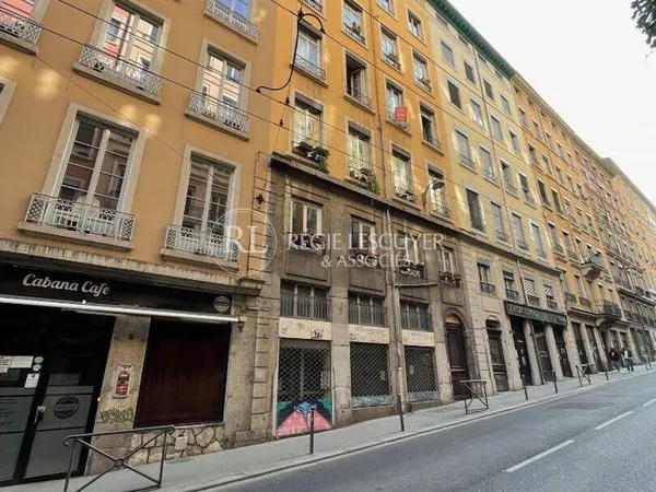Local commercial 191 m²