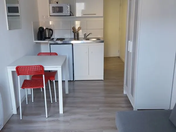 STUDIO MEUBLE / LILLE / 100m du Metro