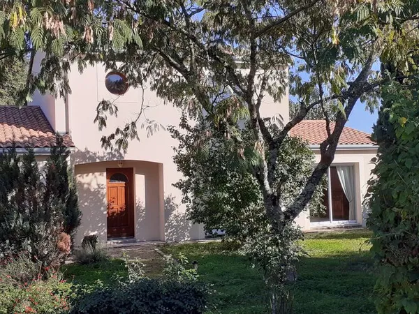 Vente maison 5 chambres vouneuil sous biard centre