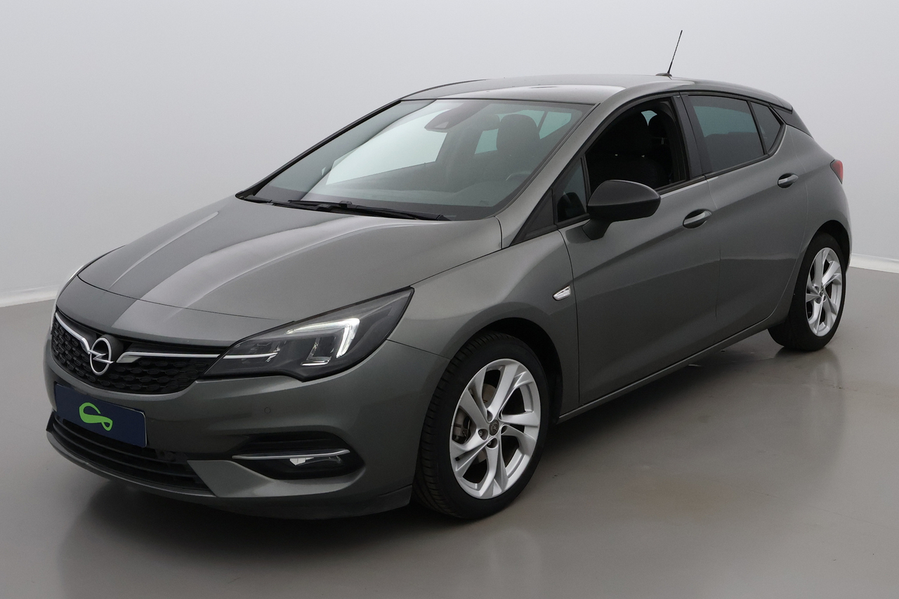 Opel Astra — photo 1