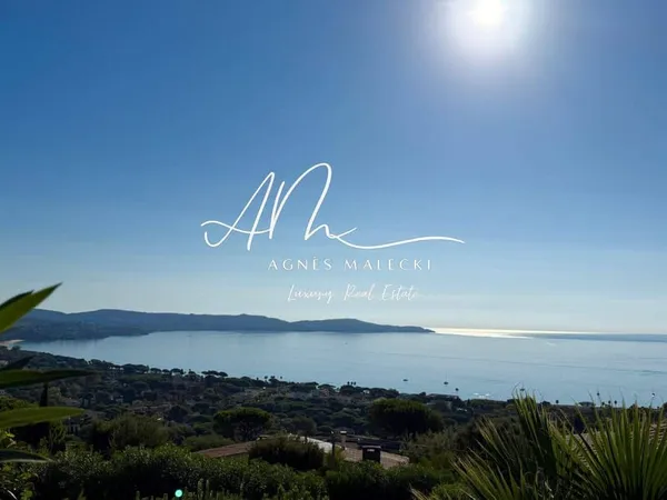 Villa 8 pièces 309 m²