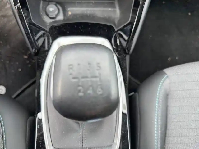 Peugeot 208 puretech 100 s&amp;s bvm6 — photo 14