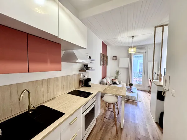 Appartement Sète 2 pièce(s) 30 m2 avec balcon