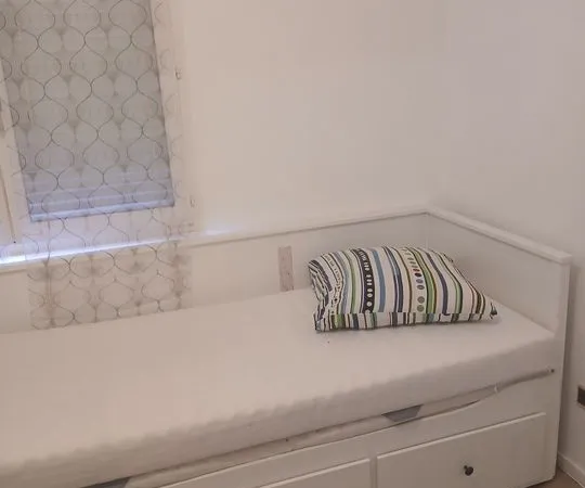 Chambre de 11m2 à louer sur Lyon 04
