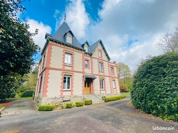 Maison en viager 14 pièces 358 m²