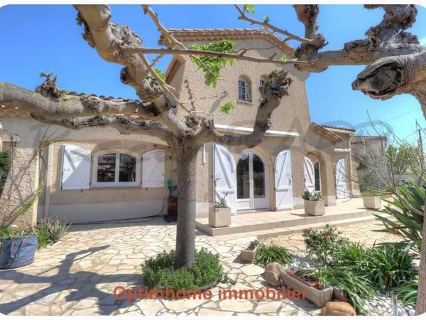 Maison à vendre 8 pièces AGDE (34)