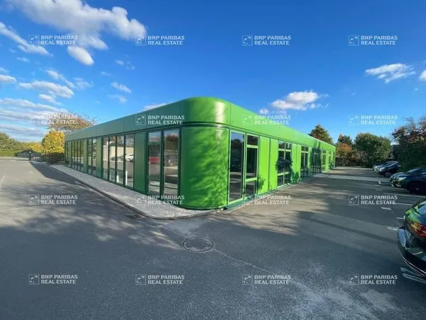 Bureau 174 m²
