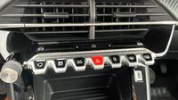 Peugeot 208 1.2 PureTech 100ch S&S Active — photo 26