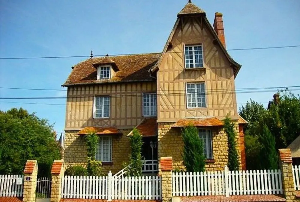 Photo 1