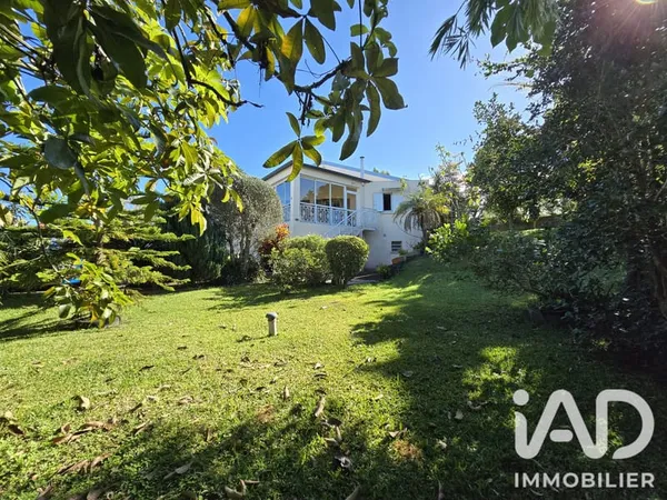 Maison 5 pièces 145 m²