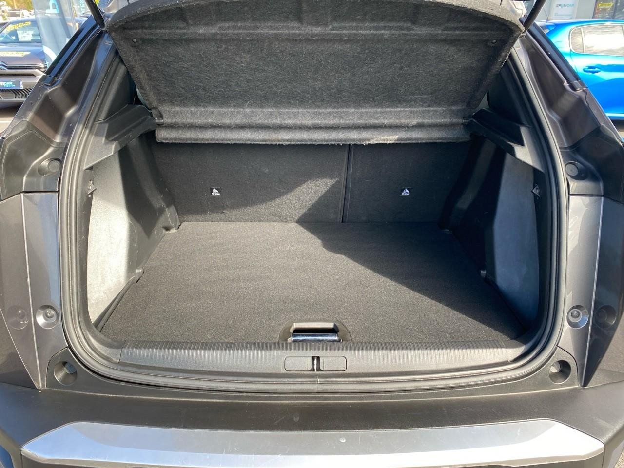 Peugeot 2008 1.5 bluehdi 130ch s&s allure business eat8 7cv — photo 6
