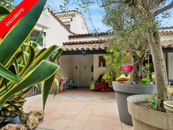 Villa familiale avec piscine, beaux volumes et jardin arboré