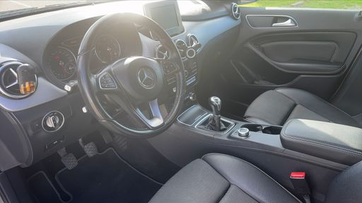 Mercedes Classe B 180 d  109 - Sensation – 2016 – 125662 km – Diesel – Boîte Manuelle — photo 23