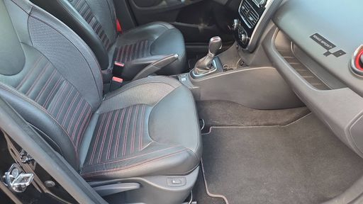 Renault Clio RS 1.6 TCe Turbo 220 EDC6 - Rs 18 – 2018 – 118500 km – Essence – Boîte Automatique — photo 16