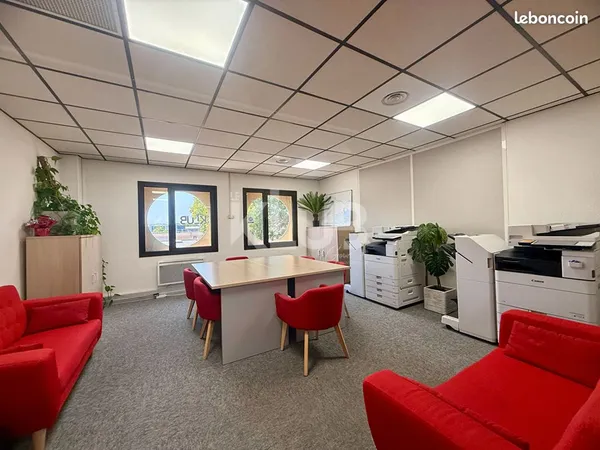 Bureaux 96 m² AIX EN PROVENCE