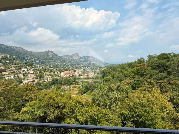 Studio 1 pièce 40 m²