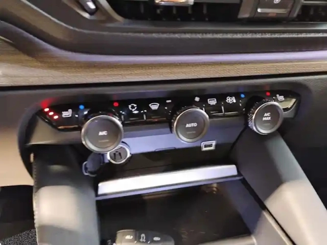 Citroën C5 x hybride rechargeable 225 s&amp;s e-eat8 — photo 20
