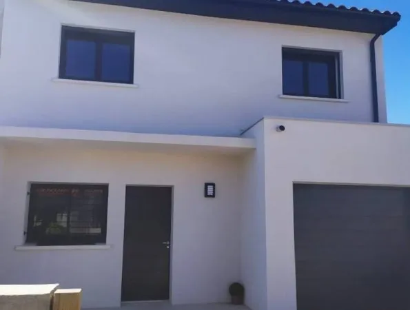 Villa 4 pièces 77 m²